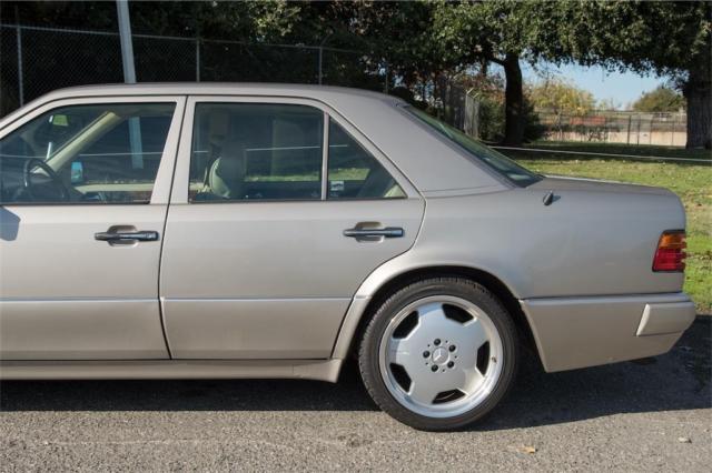 1993 mercedes-benz 500 series 500e 98,476 miles champagne 8 cylinder engine 5.0