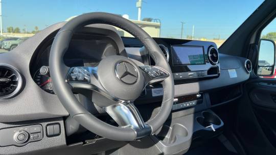 2025 Mercedes-Benz Sprinter