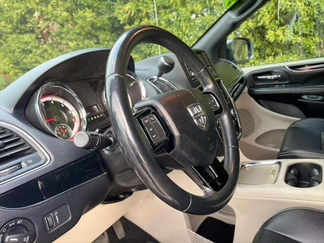 2019 dodge grand caravan sxt