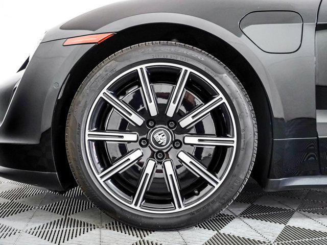 2022 porsche taycan rwd