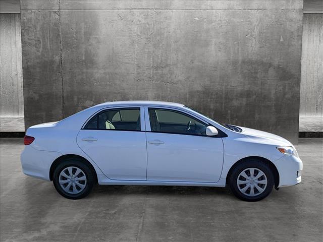 2010 toyota corolla le