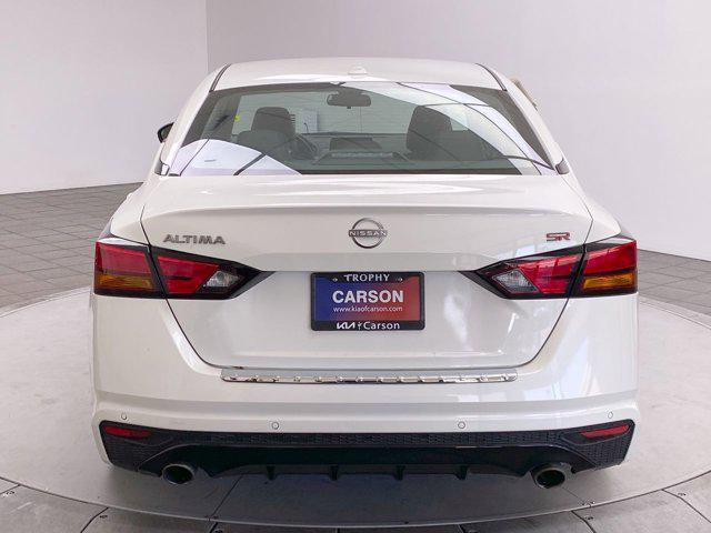 2023 nissan altima sr fwd