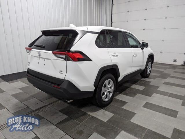 2024 toyota rav4 le