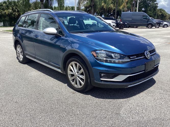 used 2018 volkswagen golf alltrack se