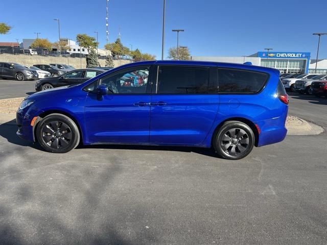 2020 chrysler pacifica hybrid touring l