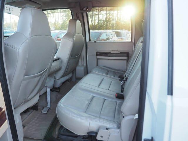 2008 ford f-450 super duty lariat lariat 4dr crew cab 4wd lb drw for sale in rochester, new hampshire