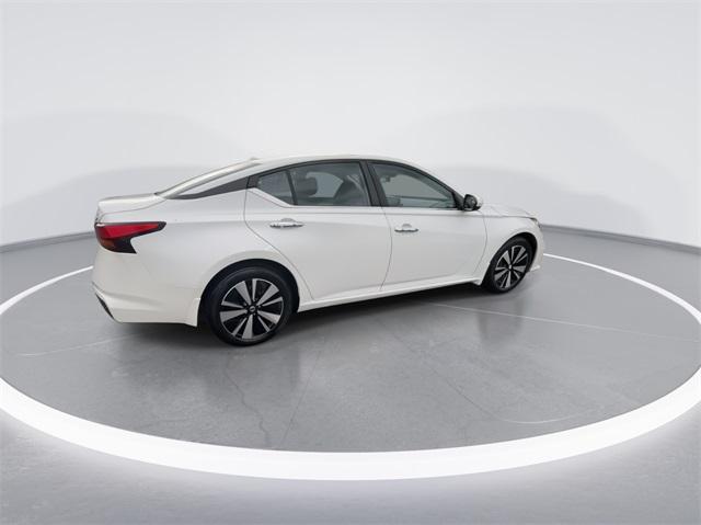 2021 nissan altima 2.5 sv