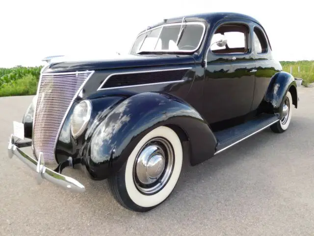1937 ford five window coupe deluxe model 78