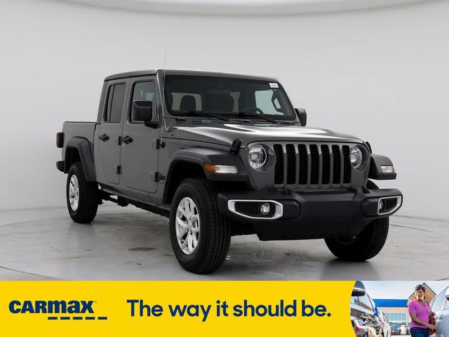 2023 jeep gladiator sport s