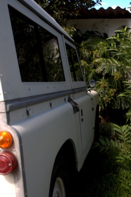 1968 land rover ~ collectors condition ~ to be fully resotred
