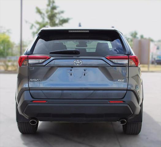 2019 toyota rav4 xle