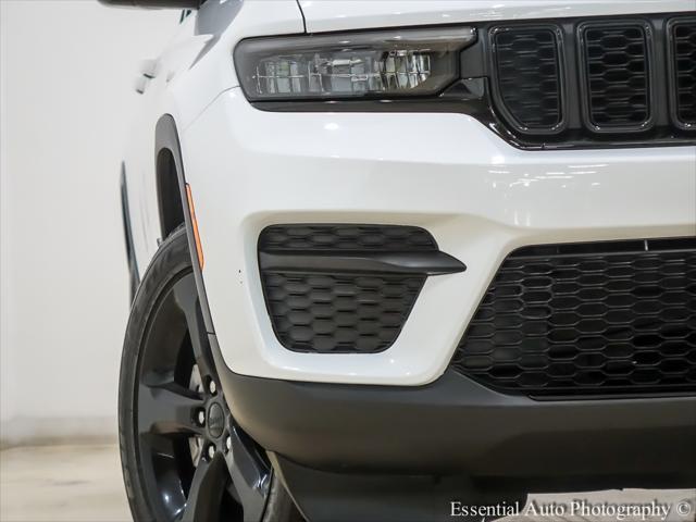 2022 jeep grand cherokee altitude