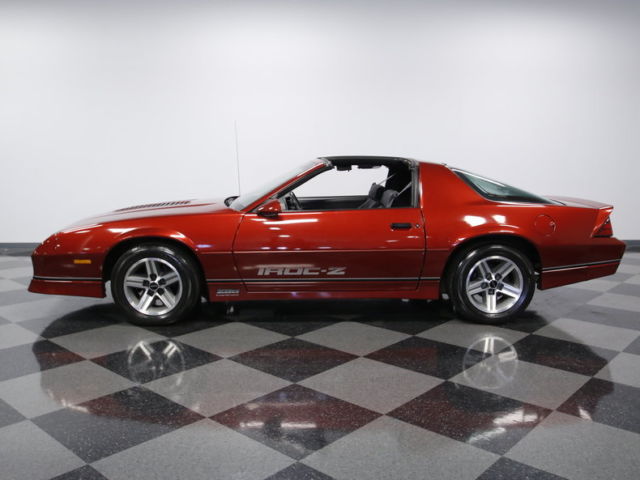 39k orig mi, l98 350 efi, 700r4 auto, a/c, t-tops, pwr win/locks, gr8 paint, a++