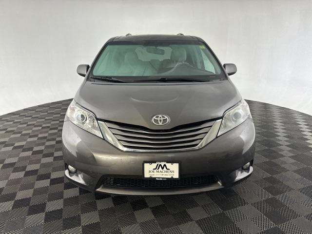 2017 toyota sienna limited premium