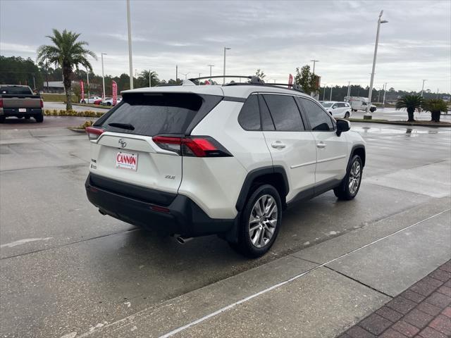 2022 toyota rav4 xle premium