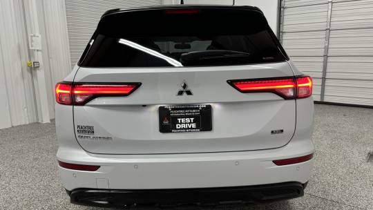 2024 Mitsubishi Outlander