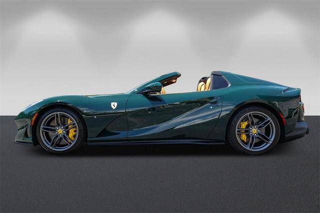 2022 ferrari 812 gts base