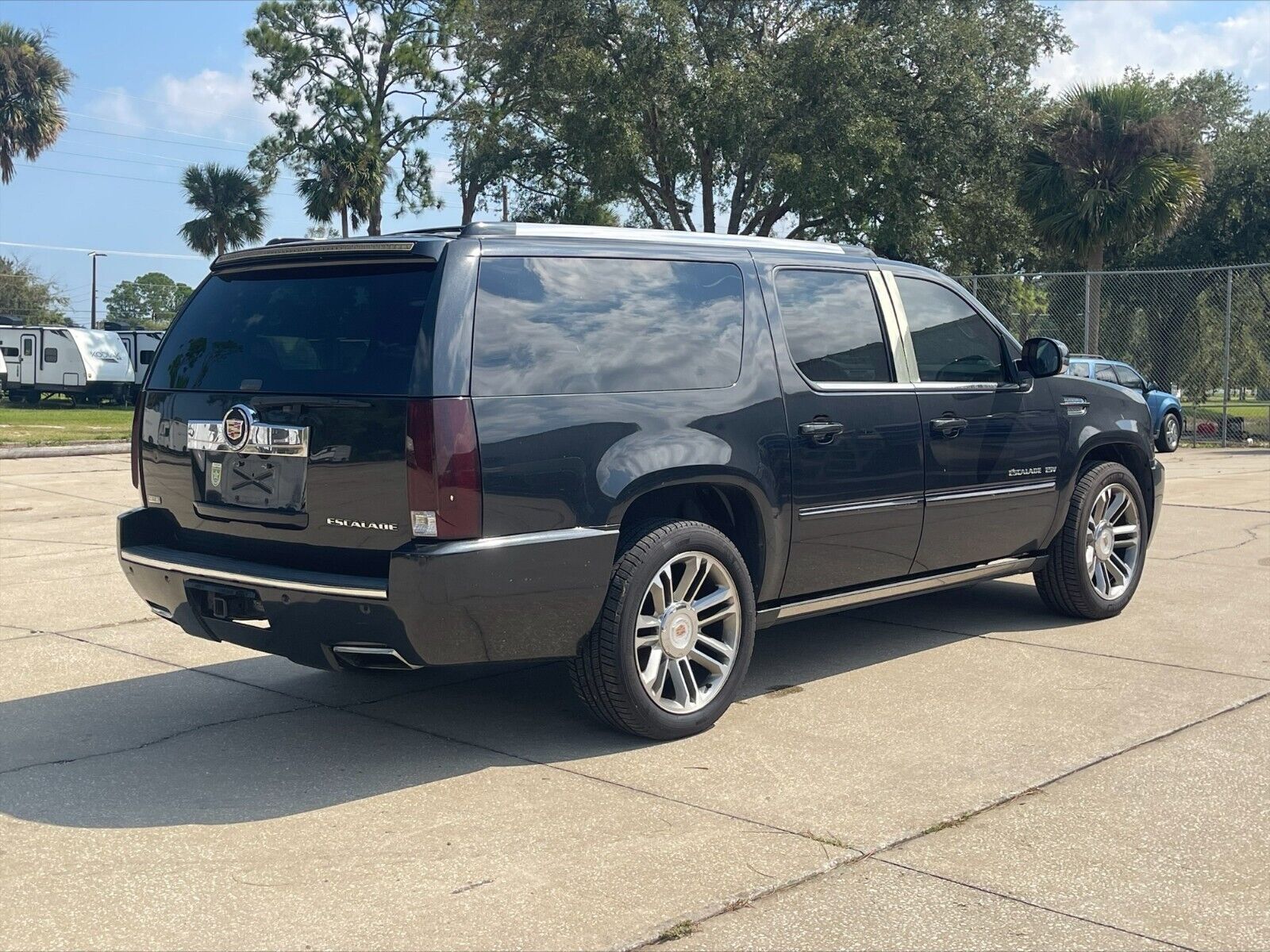 2012 cadillac escalade esv premium
