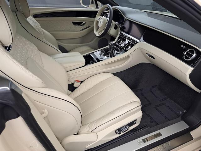 2022 bentley continental gt v8