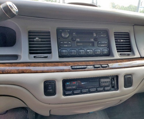 1997 lincoln towncar for sale in tennessee by owner