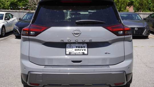 2024 Nissan Rogue sl