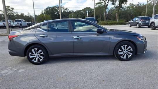 2025 Nissan Altima