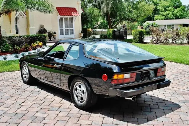 1987 porsche 924s hatchback 2.5l inline 4 rwd 3 speed automatic transmission