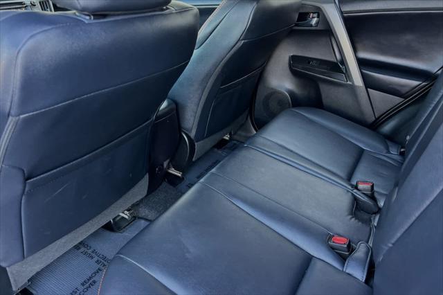 2018 toyota rav4 se
