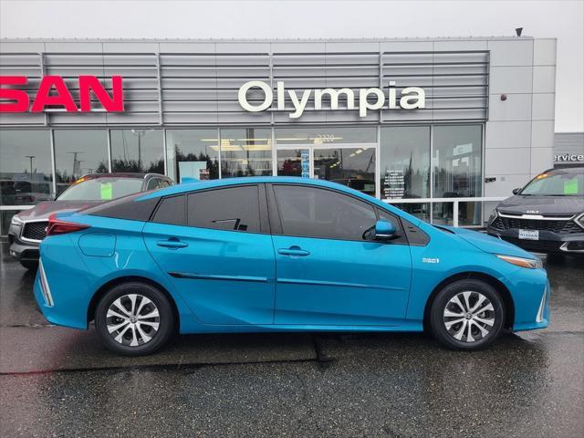2022 toyota prius prime xle
