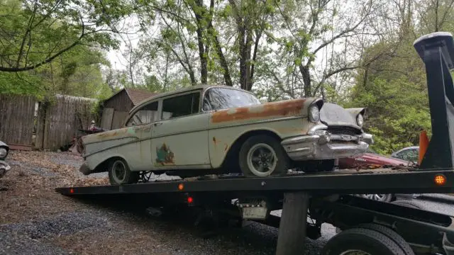 1957 chevrolet bel air 2 door sedan v8 project or race car or gasser project