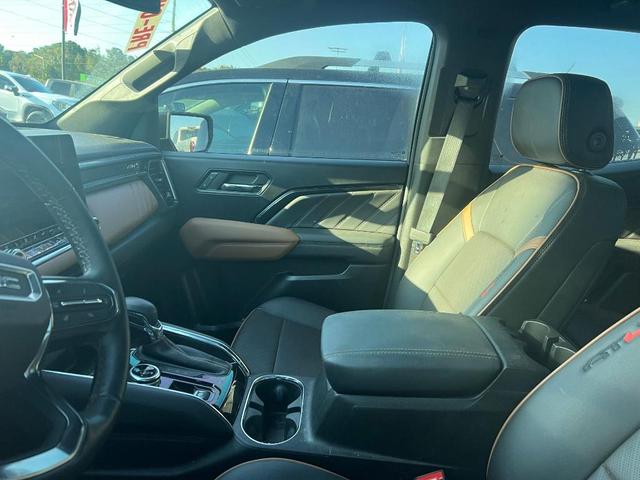 2023 gmc canyon at4
