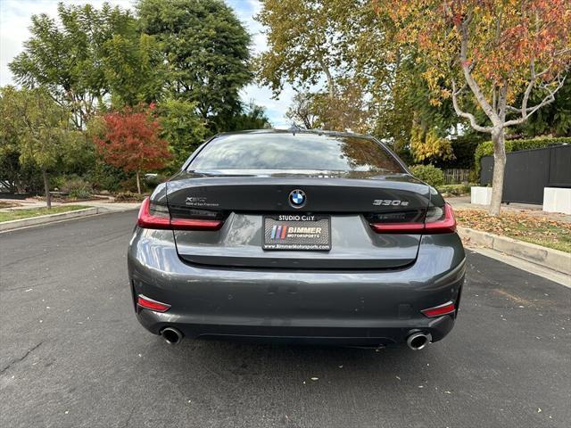 2021 bmw 330e base