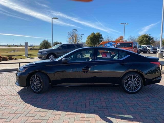 2024 nissan altima 2.0 sr