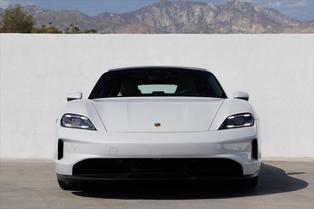2025 porsche taycan base