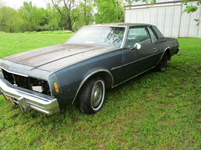 1977 impala 2 door sedan for parts or restoration, great project car