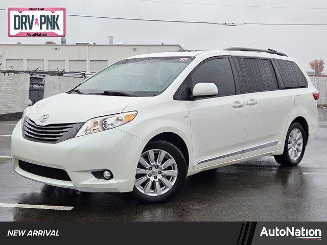 2017 toyota sienna xle