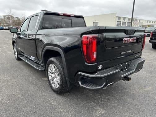 2022 gmc sierra 1500 denali in newington, new hampshire