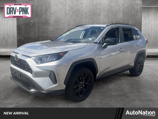 2021 toyota rav4 le