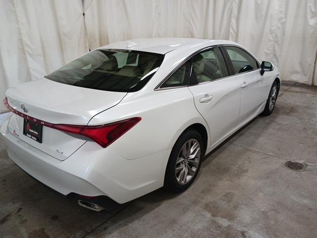 2019 toyota avalon xle