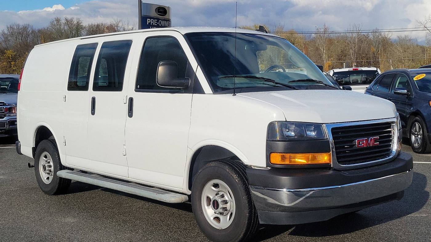 2021 gmc savana cargo van base