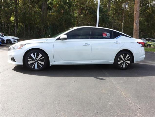 2022 nissan altima 2.5 sl