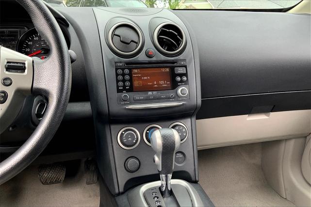 2011 nissan rogue sv