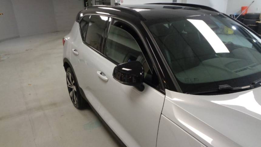 2021 volvo xc40 recharge pure electric p8