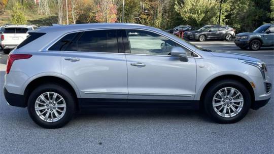 2018 cadillac xt5 base