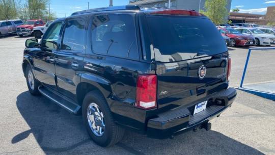 2005 cadillac escalade base