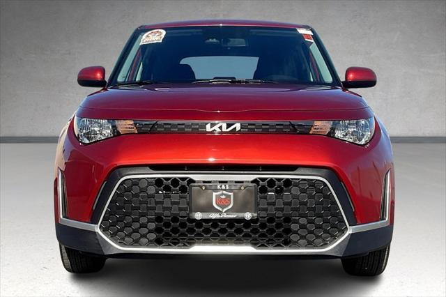 2023 kia soul lx