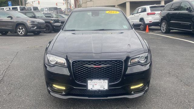 2023 chrysler 300 s
