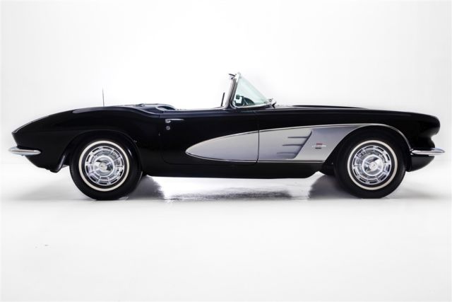 1961 chevrolet corvette triple black 4-spd a/c manual convertible
