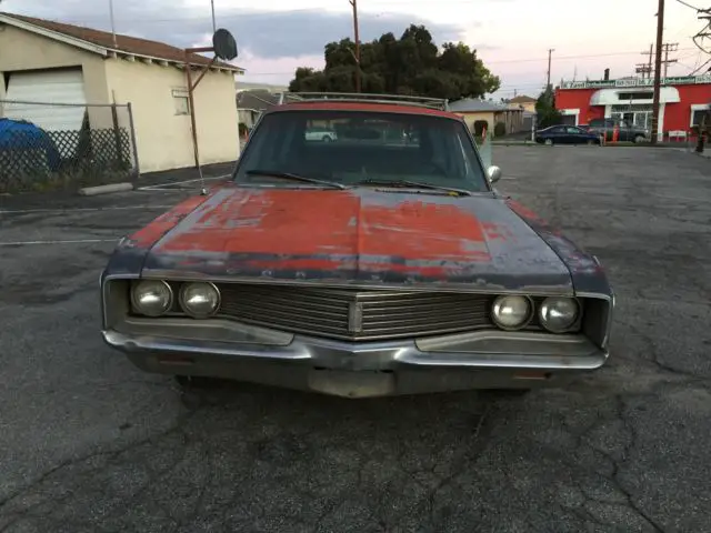 1968 chrysler town and country