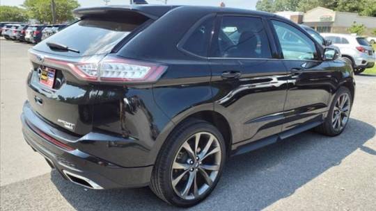 2017 Ford Edge